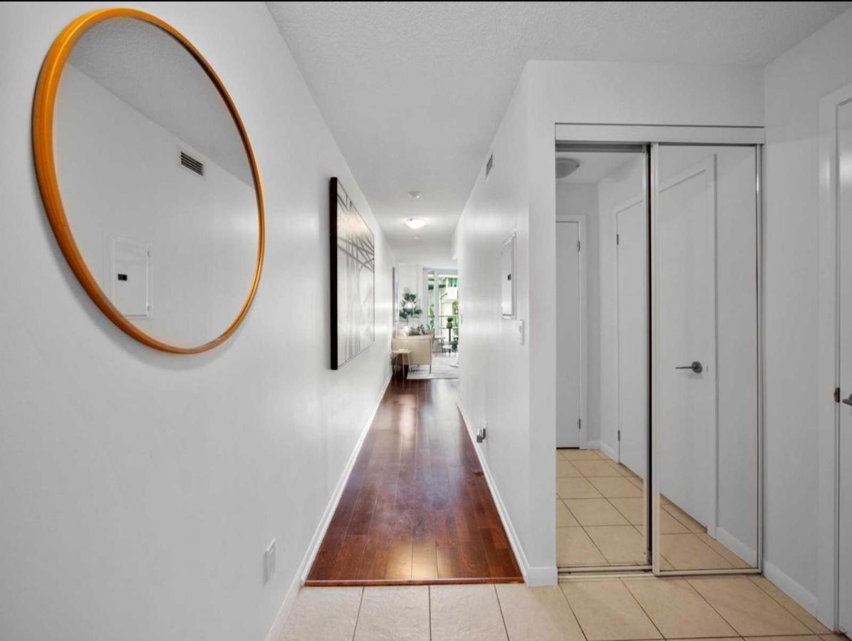 Cn Tower View With Free Parking, Pool, & More Amenities Toronto Eksteriør bilde